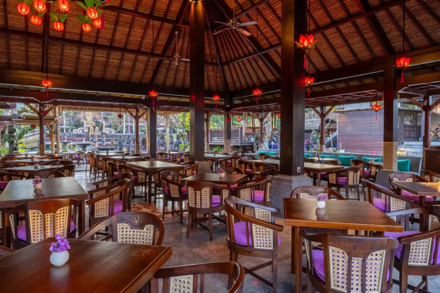 Main Restaurant (1)