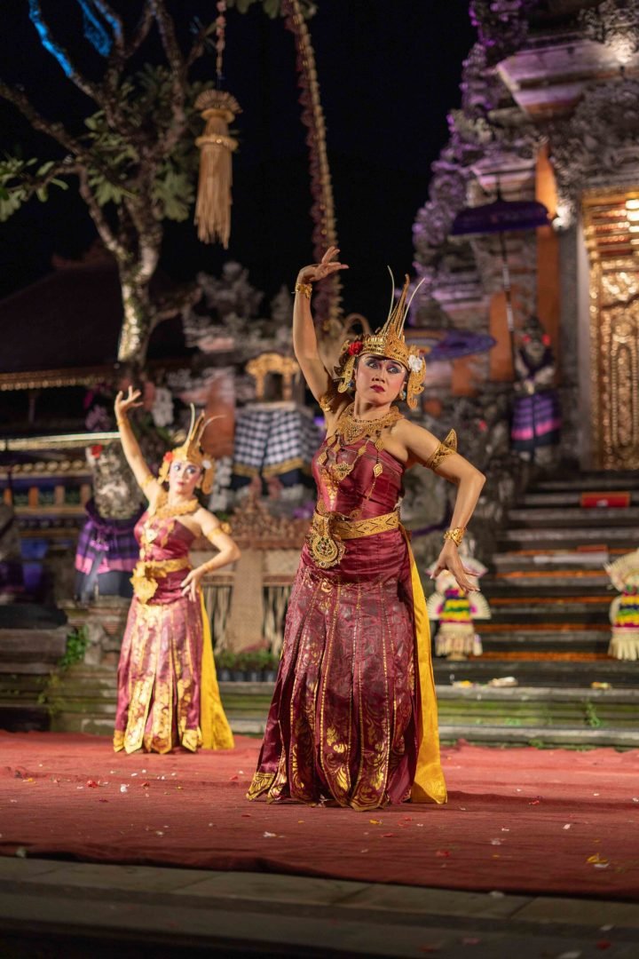 Tari Cendrawasih